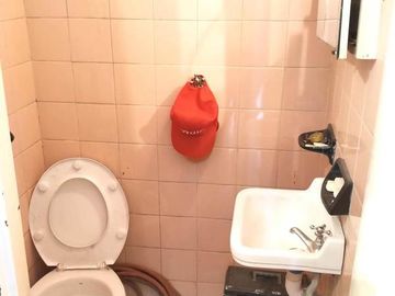 Casa en venta - 3 Dormitorios 2 Baños 2 Cocheras - La Plata