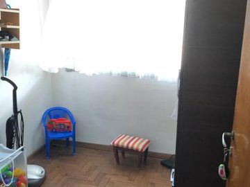Casa en venta - 3 Dormitorios 2 Baños 2 Cocheras - La Plata
