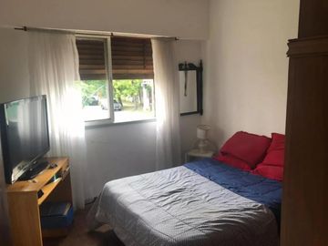 Casa en venta - 3 Dormitorios 2 Baños 2 Cocheras - La Plata