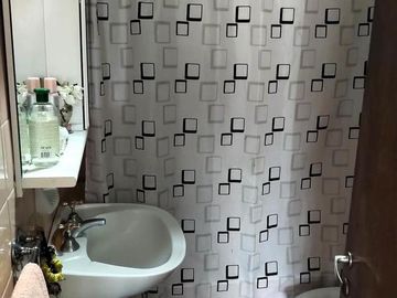Casa en venta - 3 Dormitorios 2 Baños 2 Cocheras - La Plata