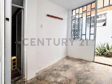 Venta de Departamento 1er Piso. La Perla-Callao