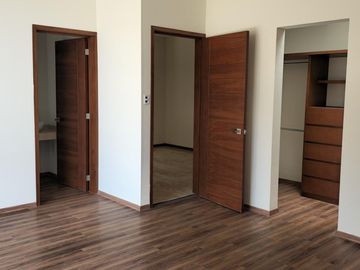 Venta Casa B33 en Club de Golf la Loma