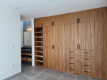Casa ALTU1 en  venta privada Alto Lago