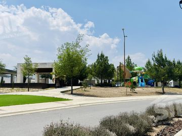 Casa en Venta en Villas La Joya con Rec Planta Baja