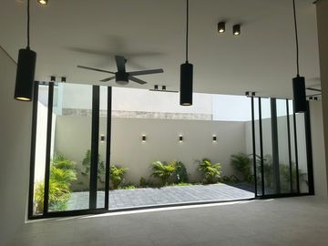 Casa en Venta en Río Residencial, Cancún – 3 Recámaras, Cocina de Lujo y Amenidades Exclusivas