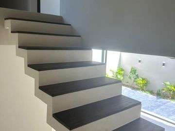Casa en Venta en Río Residencial, Cancún – 3 Recámaras, Cocina de Lujo y Amenidades Exclusivas