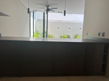Casa en Venta en Río Residencial, Cancún – 3 Recámaras, Cocina de Lujo y Amenidades Exclusivas