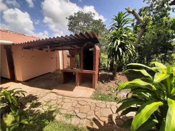 VENDO  CASA TIPO CAMPESTRE  CHORREA EL COCO POTRERO GRANDRE R4C $155k