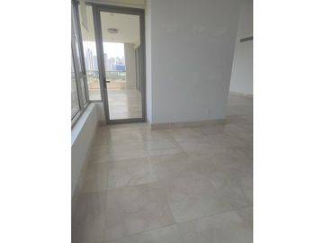 SEA CONFIABLE VENDE APARTAMENTO PH GREEN GARDEN SANTA MARIA