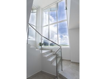 SEA CONFIABLE VENDE HERMOSO APARTAMENTO PH OCEAN WAVES