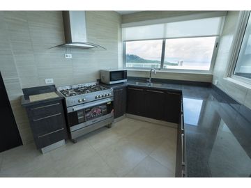 SEA CONFIABLE VENDE HERMOSO APARTAMENTO PH OCEAN WAVES