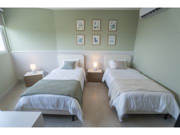 SEA CONFIABLE VENDE HERMOSO APARTAMENTO PH OCEAN WAVES