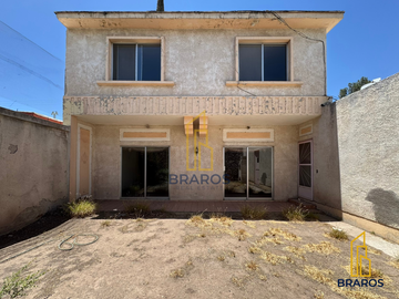 CASA EN SAN FELIPE CON SÓTANO