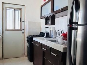 EN RENTA CASA EN LAS AMÉRICAS SIN MUEBLES CERCA DE RUTA MAYABUS