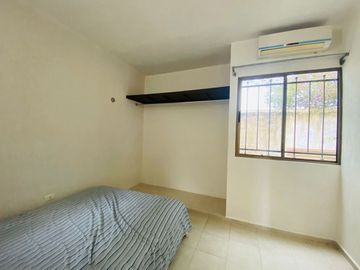 EN RENTA CASA EN LAS AMÉRICAS SIN MUEBLES CERCA DE RUTA MAYABUS