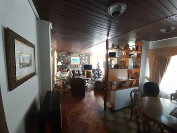 Casa en venta en LA REINA
