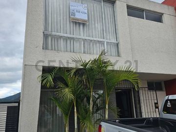 CASA DE VENTA EN CONJUNTO PRIVADO SECTOR SAN GABRIEL