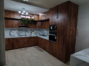 Casa en venta en Portoviejo en muy buen estado