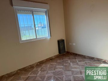 Casa en venta de 2 dormitorios c/ cochera en Los Horneros