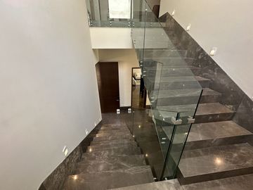 CASA EN VENTA EN SAN PEDRO GARZA GARCÍA
