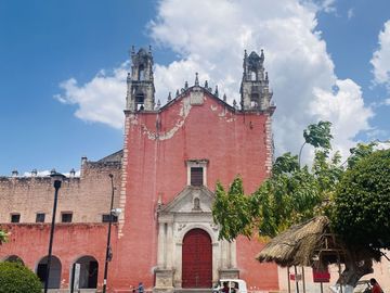 TERRENO EN PRIVADA CON AMENIDADES EN EL PUEBLO MÁGICO DE MOTUL EN MÉRIDA YUCATÁN