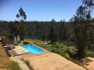 CÓMODA CASA EN PARCELA CON VISTA ESPECTACULAR