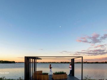 Lote en Venta AL AGUA en barrio Los Puentes - Nordelta