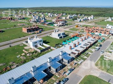 Lote ESQUINA APTO 3 UNIDADES en Docta Parque 396 m2  Sector Córdoba!