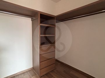 Fraccionamiento Real de Palmas Casa en venta en Ciudad Industrial