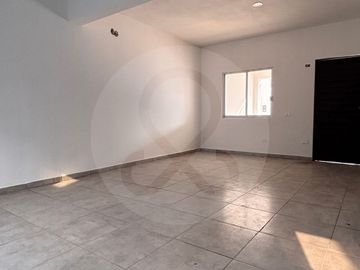 Fraccionamiento Real de Palmas Casa en venta en Ciudad Industrial