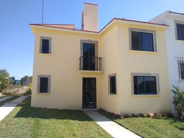 Casa nueva en privada