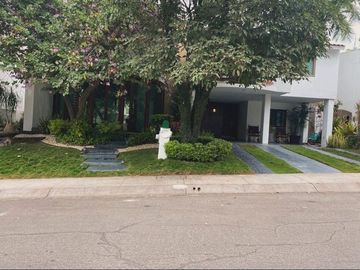 EN VENTA CASA BARRIO SAN AGUSTIN LA PRIMAVERA