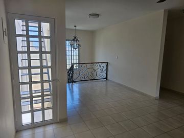 Casa en venta en Infonavit Barrancos