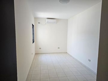 Casa en venta en Infonavit Barrancos