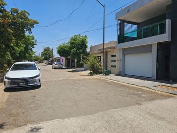 Casa en venta en Infonavit Barrancos