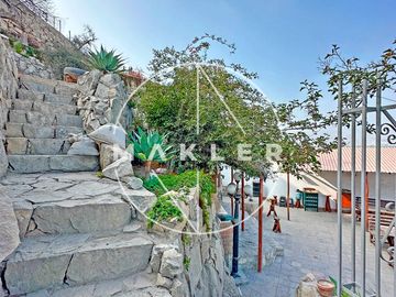 Casa en  Venta en La Molina Vieja, límite con Surco