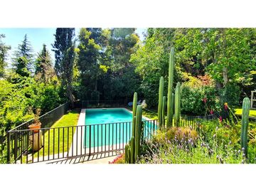 Bella casa y gran Jardin La Reina,