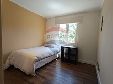 Hermosa Casa 4D/4B Laguna - Colegios