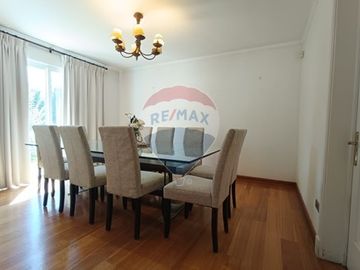 Hermosa Casa 4D/4B Laguna - Colegios