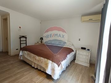 Hermosa Casa 4D/4B Laguna - Colegios