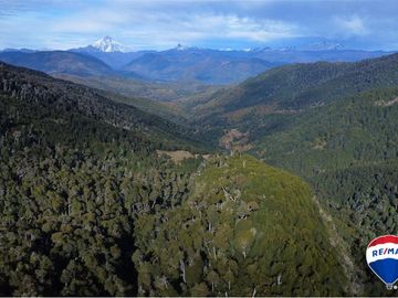 SE VENDE CAMPO PARA INVERSIÓN - HUIFE PUCON CHILE