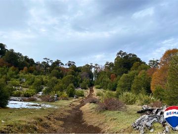 SE VENDE CAMPO PARA INVERSIÓN - HUIFE PUCON CHILE