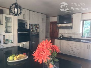 Casa en Venta en Las toscas, villa el peral, Linares.