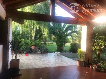 Casa en Venta en Las toscas, villa el peral, Linares.