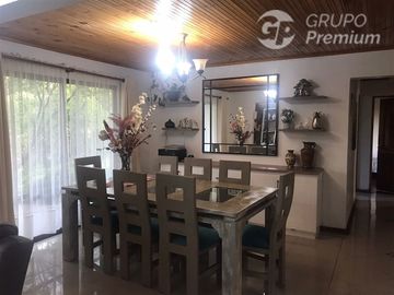 Casa en Venta en Las toscas, villa el peral, Linares.