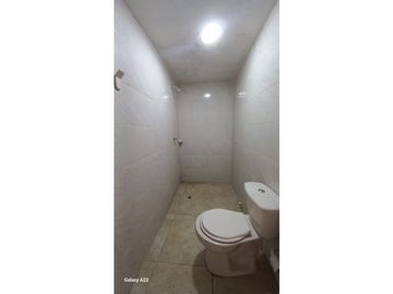 Comoda Casa + Apartamento en VENTA Barrio La VICTORIA
