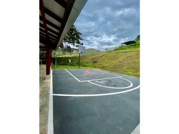 Casa campestre en condominio para la venta en Calima, Valle del Cauca