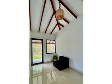 Casa campestre en condominio para la venta en Calima, Valle del Cauca