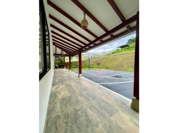Casa campestre en condominio para la venta en Calima, Valle del Cauca