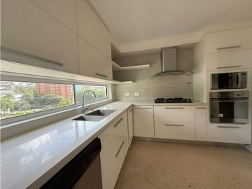 Venta de Apartamento en el Poblado San Lucas